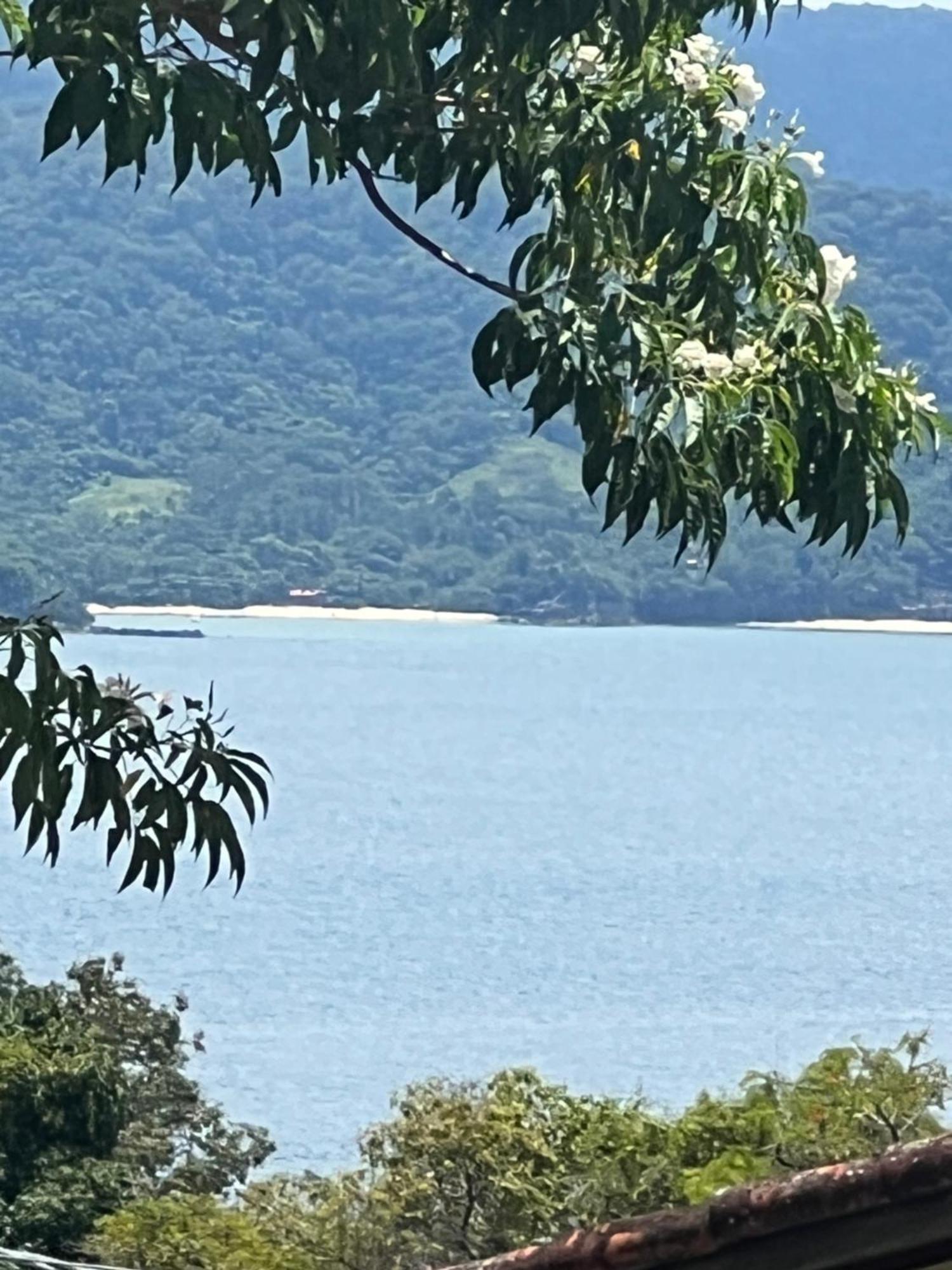 Casa Em Ilhabela - Proxima A Praia Do Curral エクステリア 写真
