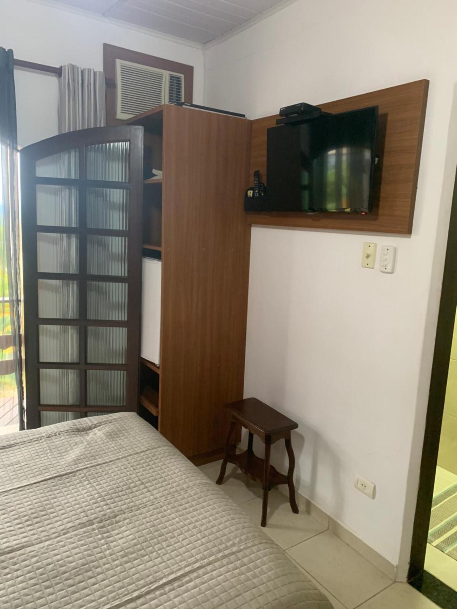 Casa Em Ilhabela - Proxima A Praia Do Curral エクステリア 写真